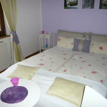 Am Weinberg * ميسينيش